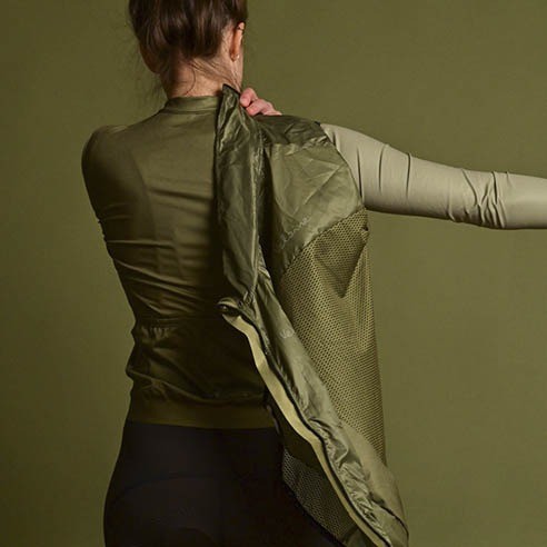 Veloine Vivione Vests