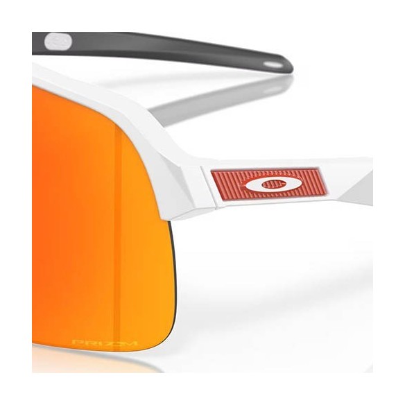 Lunettes Oakley Sutro Lite