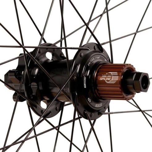 REAR WHEEL STAN'S NO TUBES FLOW MK4 12X148MM XDR