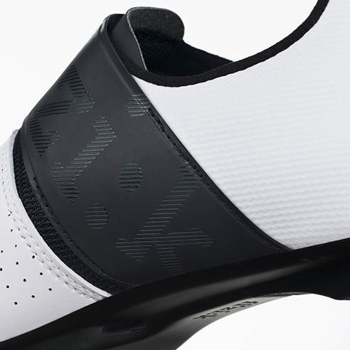 Sabates Fizik Vento Infinito Carbon 2