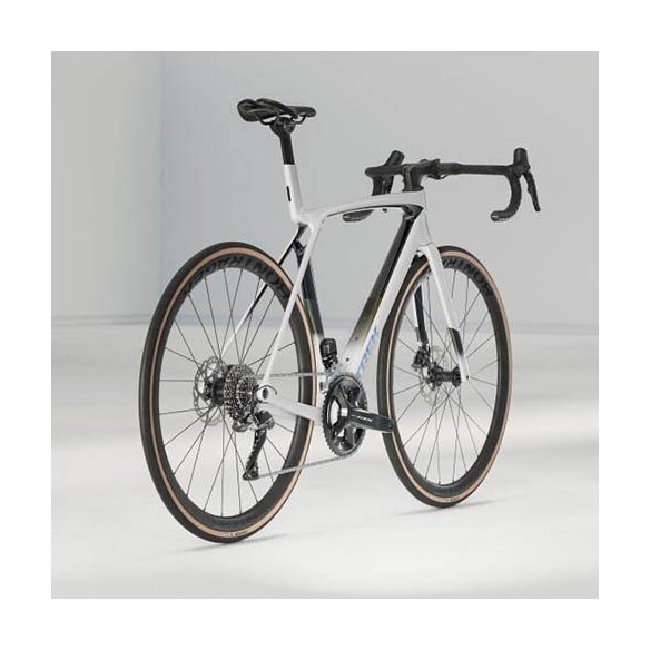 Bicicleta Trek Madone SL 6 Gen 8 (2025)