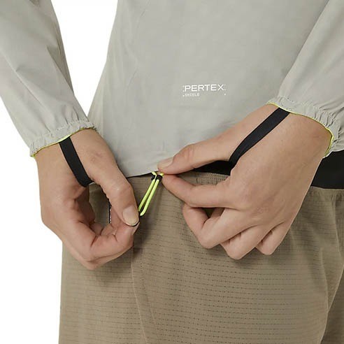 AI-RUNNING JAQUETA HIVERN DONA F