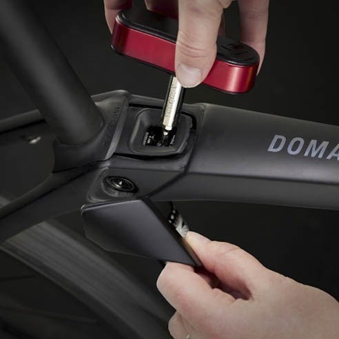 Trek Domane SL 5 Gen 4 Bike (2025)