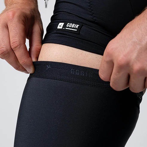 Gobik Kaba 2.0 Pitch Black Unisex Leg Warmers