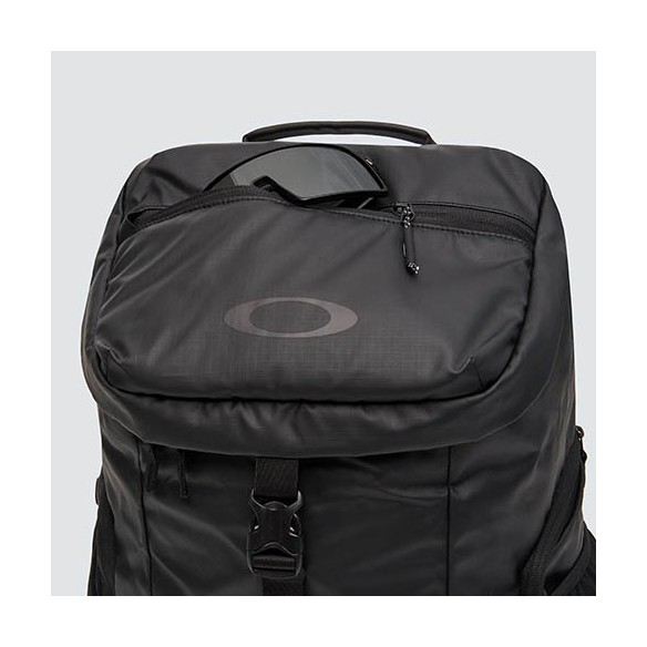 Oakley Road Trip RC Backpack