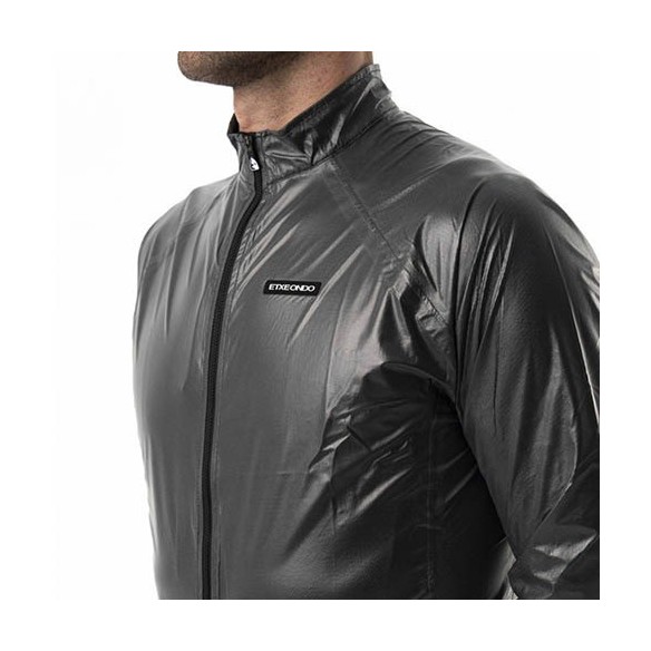 Cortaviento Etxeondo Capa Busti