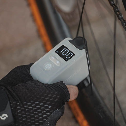 Topeak E-Booster Digital Air Pump