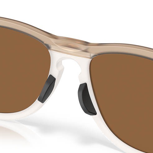 Lunettes Oakley Frogskins Range