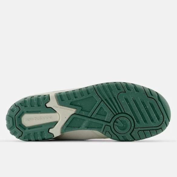 CHAUSSURE FEMME NEW BALANCE 550