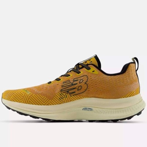 SABATILLA NEW BALANCE FUELCELL SUPERCOMP TRAIL