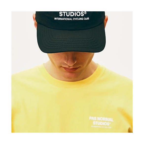 Camiseta Casual Pas Normal Studios Off-Race PNS