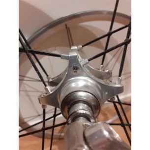 Shimano Ultegra WH-R6500 V-brake front wheel