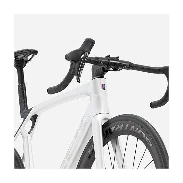 Trek Madone SL 6 Gen 8 Road Bike (2026)