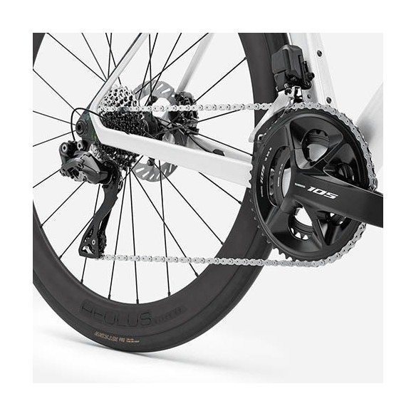 Trek Madone SL 6 Gen 8 Road Bike (2026)