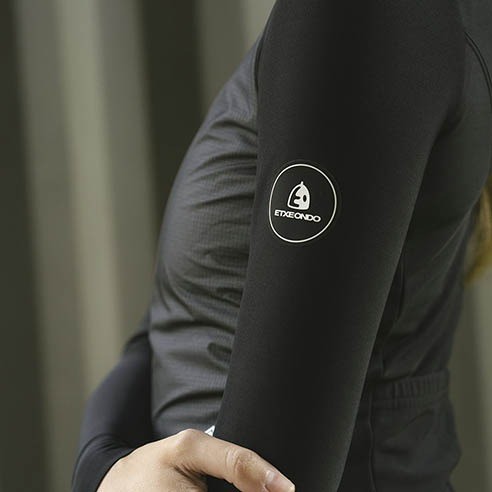 Jaqueta Dona Etxeondo Urrun Gore-Tex Windstopper