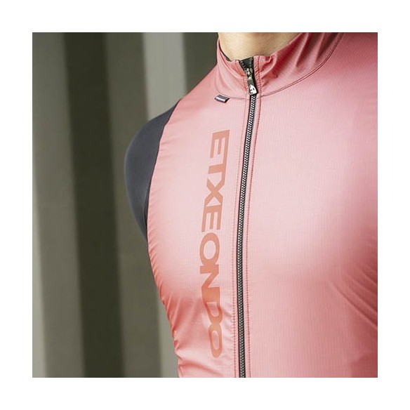 Etxeondo Urrun Gore-Tex Windstopper Jacket