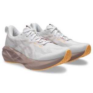 Sabatilles Dona Asics Novablast 5
