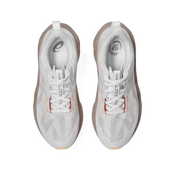 Sabatilles Dona Asics Novablast 5