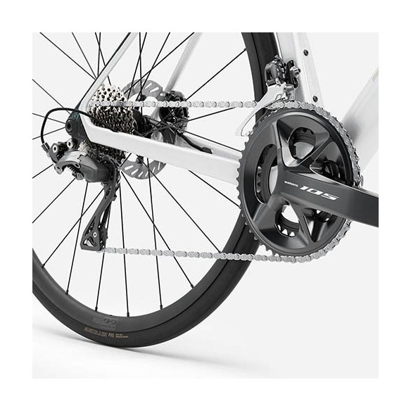 Bicicleta Trek Madone SL 5 Gen 8 (2026)