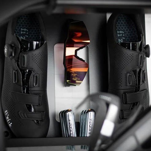 Suport Paret Stasdock