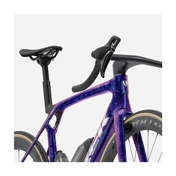 Trek Madone SLR 7 Gen 8 Bike (2026)